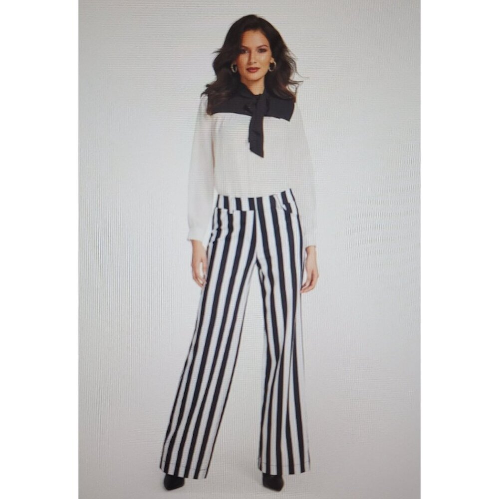 ☀️2/$29 sale! NY&CO Pull-On Stripe Wide-Leg Ponte Pant Superflex Fabric